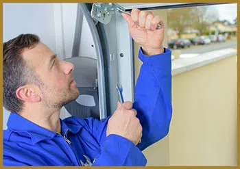 United Garage Doors Oakton, VA 571-570-3876 - serv-rep-gr-47m